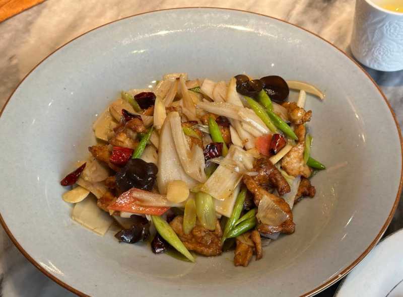 Hulu Ji (Gourd Chicken)