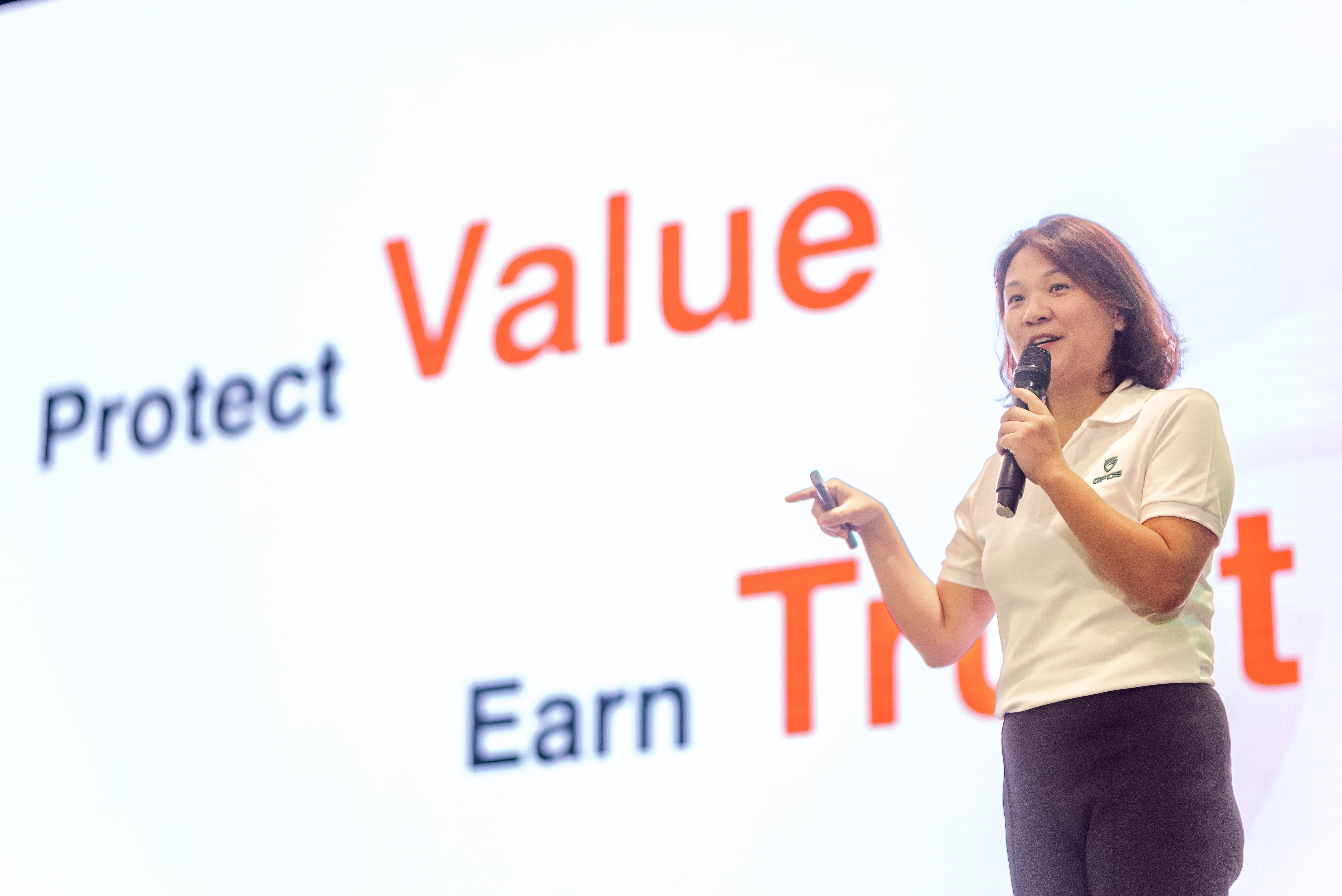 Olivia Wang, Chairwoman and CEO of Guardforce AI